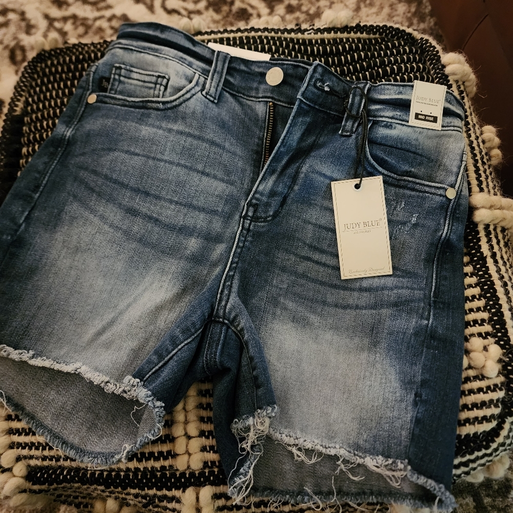 Judy Blue Mid Rise Shorts Size Small